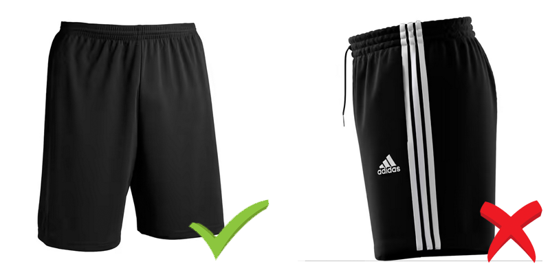 Pantalon corto, negro, sin raya.